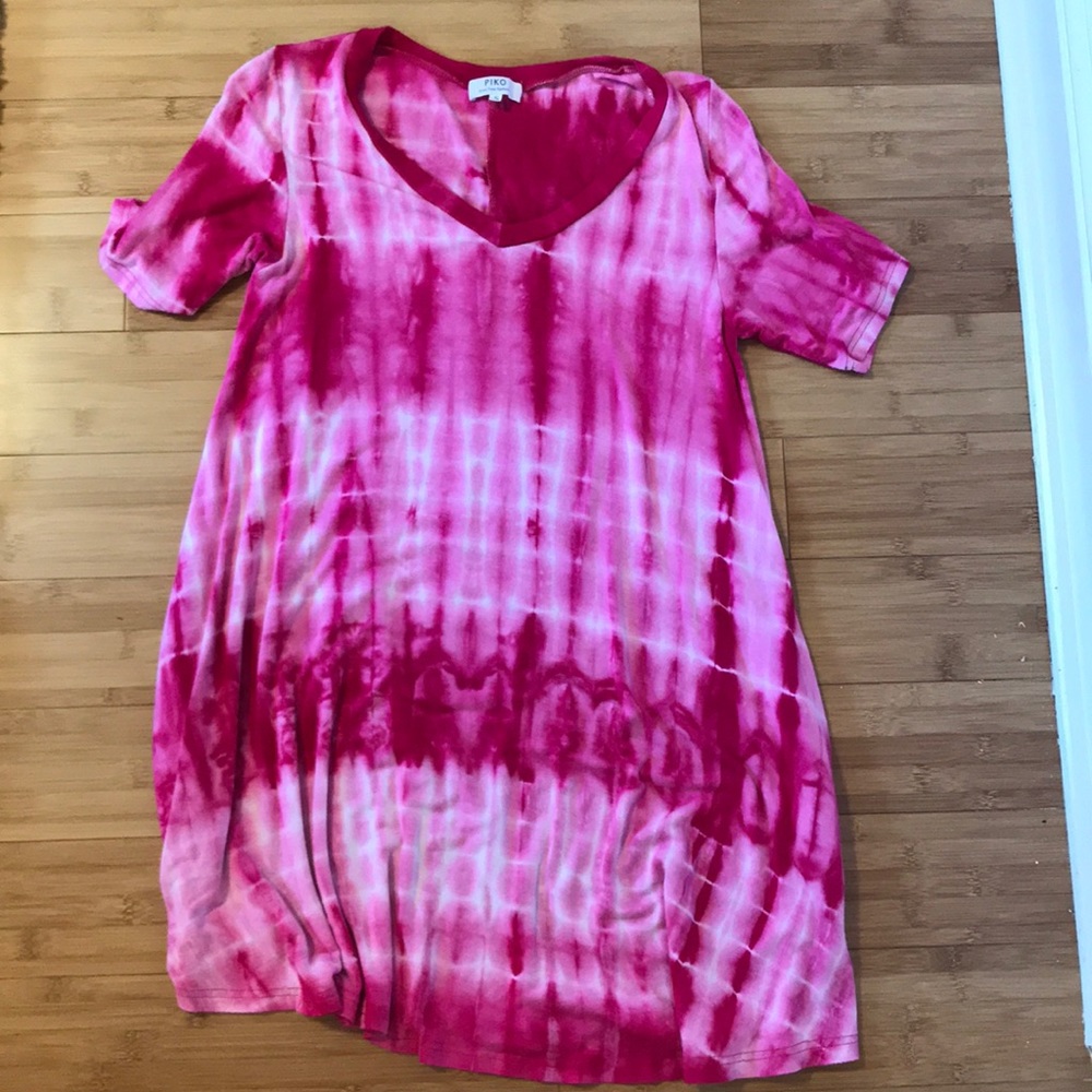 Piko short sleeved dress small